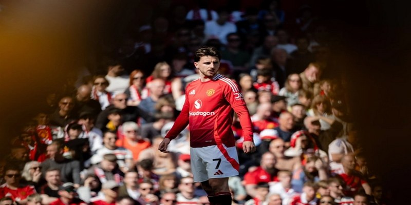 Mason Mount bị chỉ trích sau trận thua của Manchester United 2 Mason Mount: Màn trình diễn gây thất vọng nặng nề