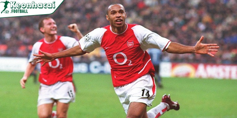 Thử thách lớn tại CLB Arsenal và những chiến công 