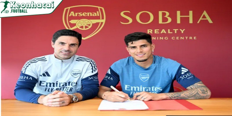 HLV Arteta khen ngợi hai “siêu dự bị” Hincapie và Kepa tại Arsenal 3 Người hâm mộ kỳ vọng vào “siêu dự bị” tỏa sáng