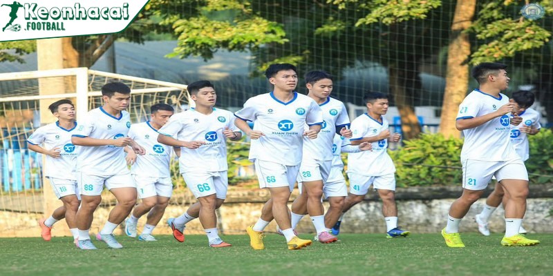Nguyễn Đức Việt chia tay Ninh Bình FC, cập bến Xuân Thiện Phú Thọ 2 Nguyễn Đức Việt rời Ninh Bình vì không có cơ hội thi đấu