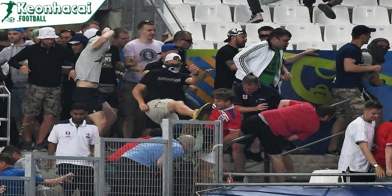 Hooligan là gì? Tác nhân gây ảnh hưởng đến vấn nạn 3 Hooligan là gì đối với những bất công xã hội