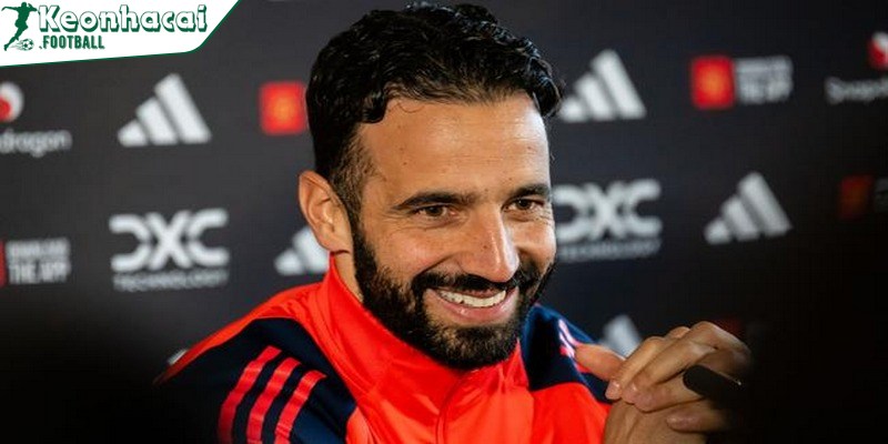 Ruben Amorim Quyết Phục Hưng MU: Đánh Thức Tinh Thần Huyền Thoại Old Trafford 3 Eric Cantona – nguồn cảm hứng lớn nhất của Amorim