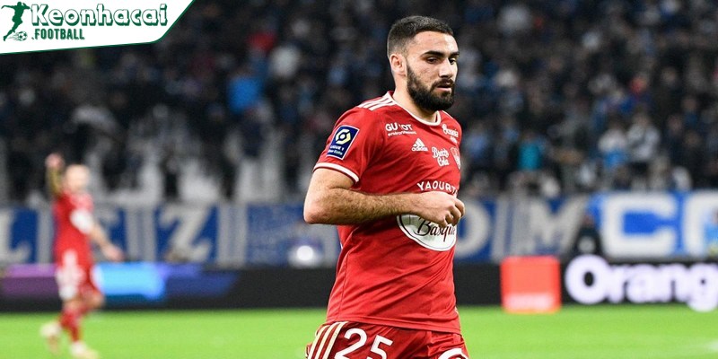 Top Ghi Bàn Giải Vô Địch Pháp - 10 Cái Tên Xuất Sắc Nhất 3 Romain Del Castillo là tài năng sáng giá trong Ligue 1