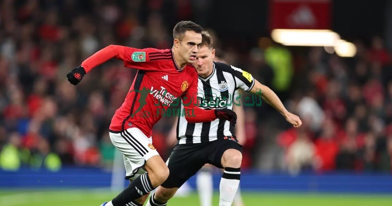 Soi kèo Manchester United vs Newcastle - 3h00 ngày 27/12 - Ngoại hạng Anh 2 Soi kèo Manchester United vs Newcastle - 3h00 ngày 27/12