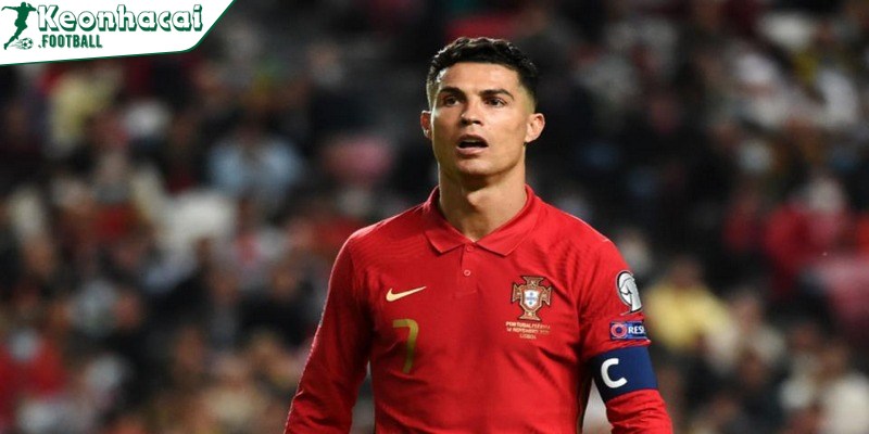 Bật mí danh sách những cầu thủ đẹp trai nhất thế giới hiện nay 3 Cristiano Ronaldo sở hữu vẻ ngoài điển trai cuốn hút
