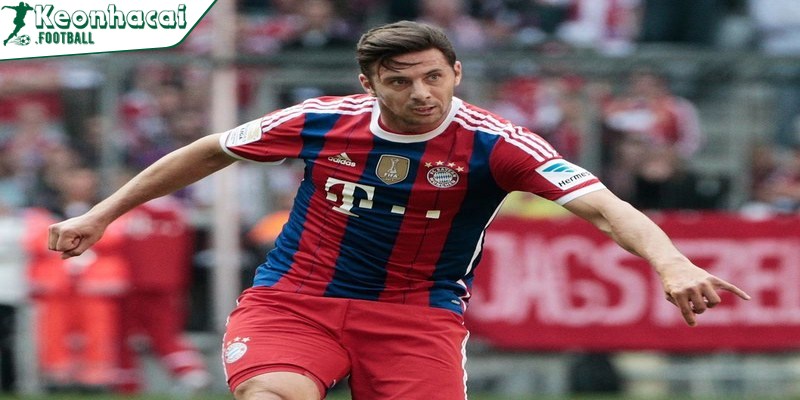 Top 5 những cầu thủ từng chơi cho Bayern Munich 3 Claudio Pizarro là cầu thủ người Peru cực kỳ xuất sắc