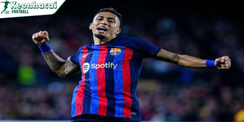 Raphinha phủ nhận tin đồn chuyển nhượng, cam kết tương lai tại Barcelona 3 Được Simeone khen ngợi và lọt top 5 Ballon d’Or, Raphinha vẫn muốn nhiều hơn