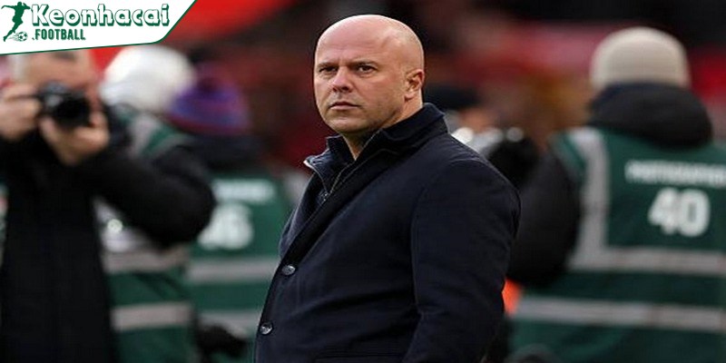 Arne Slot khen Arsenal hoàn hảo, Liverpool sẵn sàng cho thử thách lớn 2 Arne Slot thừa nhận Arsenal là tập thể gần như không có điểm yếu