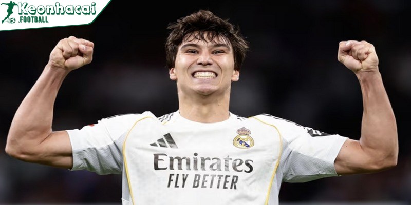 Sao trẻ Gonzalo Garcia ghi dấu ấn lịch sử trong ngày Mbappe vắng mặt 2 Vắng Mbappe, sao trẻ Real Madrid lập hat-trick chói sáng tại Bernabeu