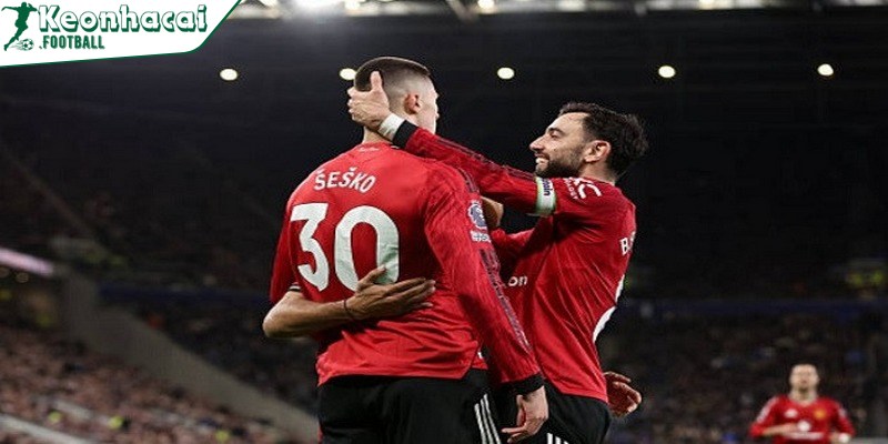 Dàn tân binh MU rực sáng trong chiến thắng trước Everton 1 Củng cố vị trí Top 5, mở ra hy vọng Champions League