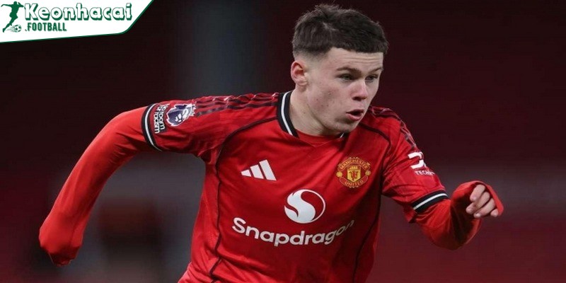 Ghi 4 bàn ở bán kết, con trai Rooney gây sốt tại Man United 1 Kai Rooney muốn khẳng định bản thân, đi con đường riêng