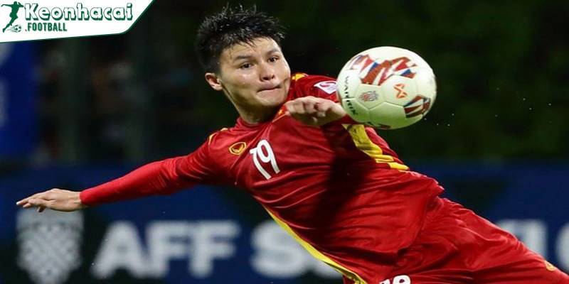 Tiền vệ là gì? Kinh nghiệm để trở thành một tiền vệ giỏi nhất 1 Tiền vệ tấn công