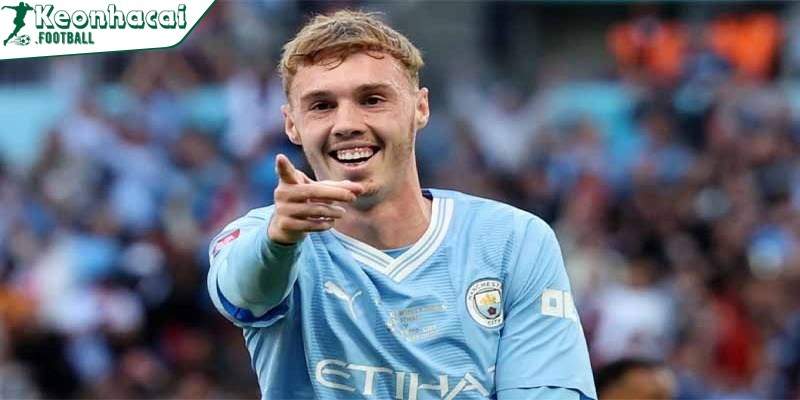 Cole Palmer có trận ra mắt đội một Manchester City vào năm 2020