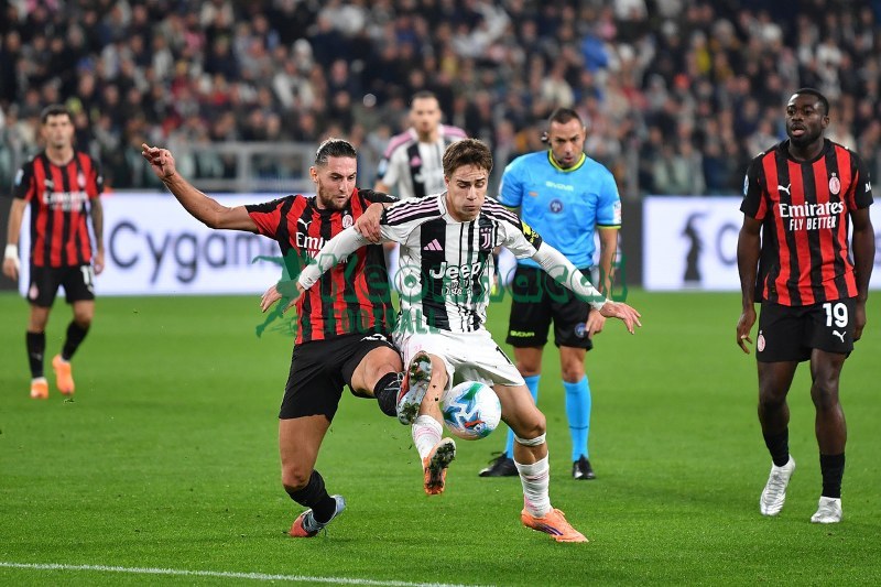 Soi kèo AC Milan vs Juventus - 1h45 27/4 - Serie A 2 Soi kèo AC Milan vs Juventus - 1h45 27/4
