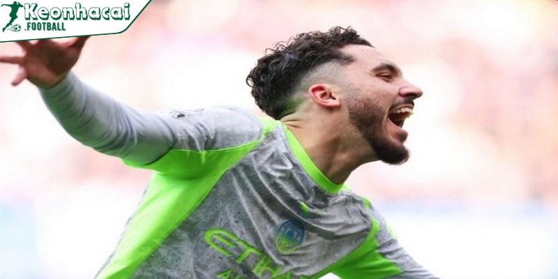 Man City tận dụng cơ hội, đánh bại Chelsea 