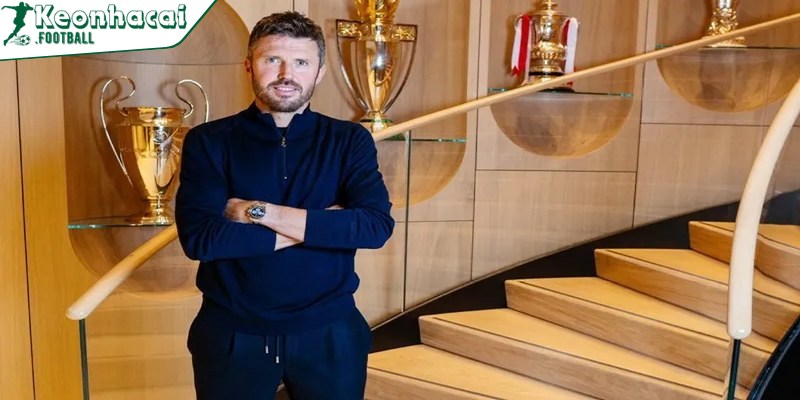 Phil Jones lên tiếng: Man United nên trao ghế lâu dài cho Michael Carrick 3 Carrick và quyết định mang tính bước ngoặt của Man United
