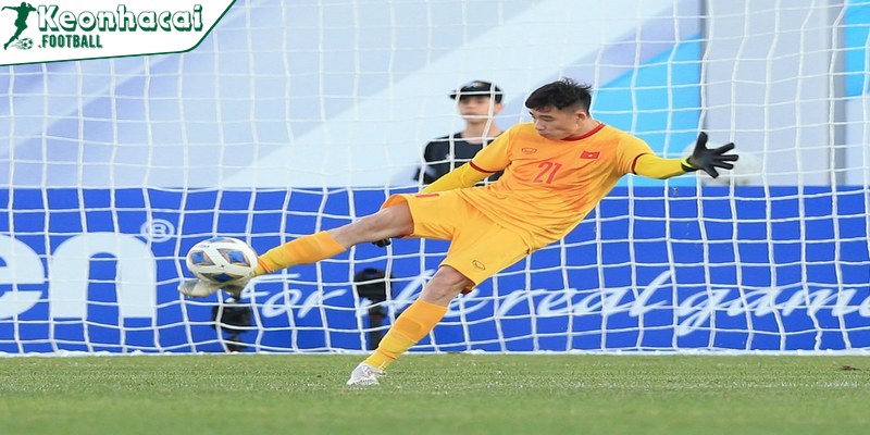Quan Văn Chuẩn từng là thủ môn số một của U23 Việt Nam
