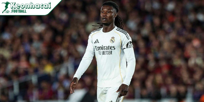 MU quyết chi đậm để giành chữ ký Camavinga từ Real Madrid 2 MU quyết tâm cải tổ tuyến giữa dưới thời Michael Carrick
